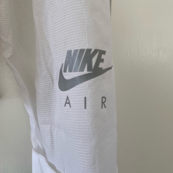 Nike Air Windbreaker Lightweight Jacket, Size Small, Multicolor - Picture 8 of 12